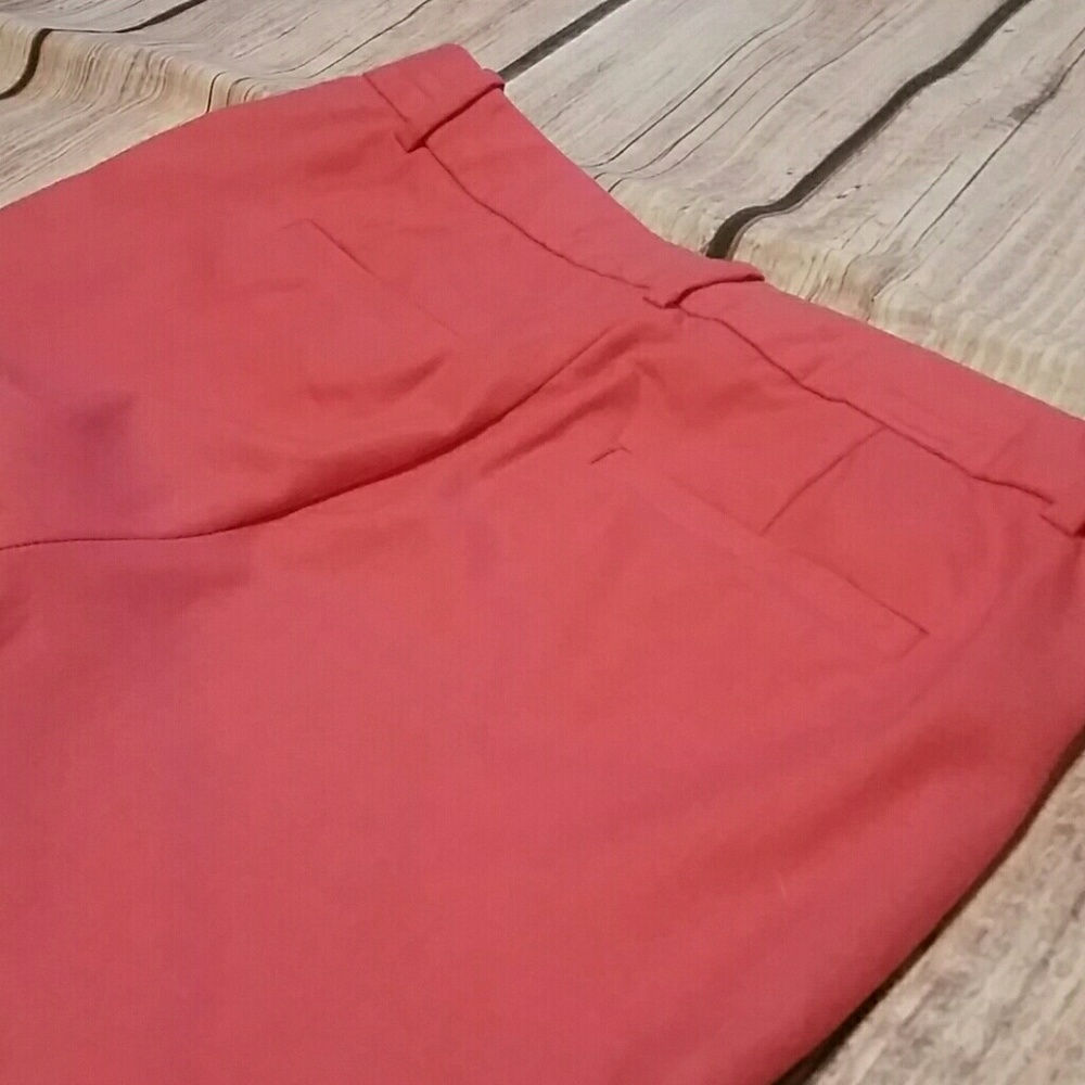 J. Crew- Cafe Capri pants - Picture 3 of 4